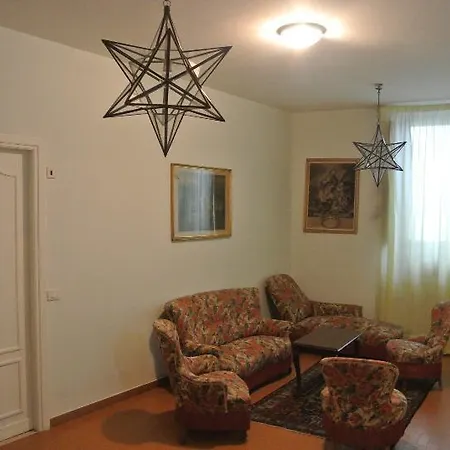 Monastero Ss. Annunziata 5*