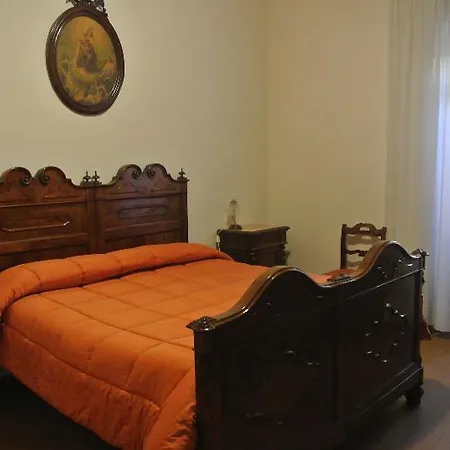 Monastero Ss. Annunziata トーディ