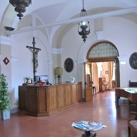 Monastero Ss. Annunziata ホテル トーディ