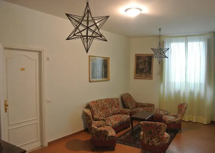 Monastero Ss. Annunziata 5*